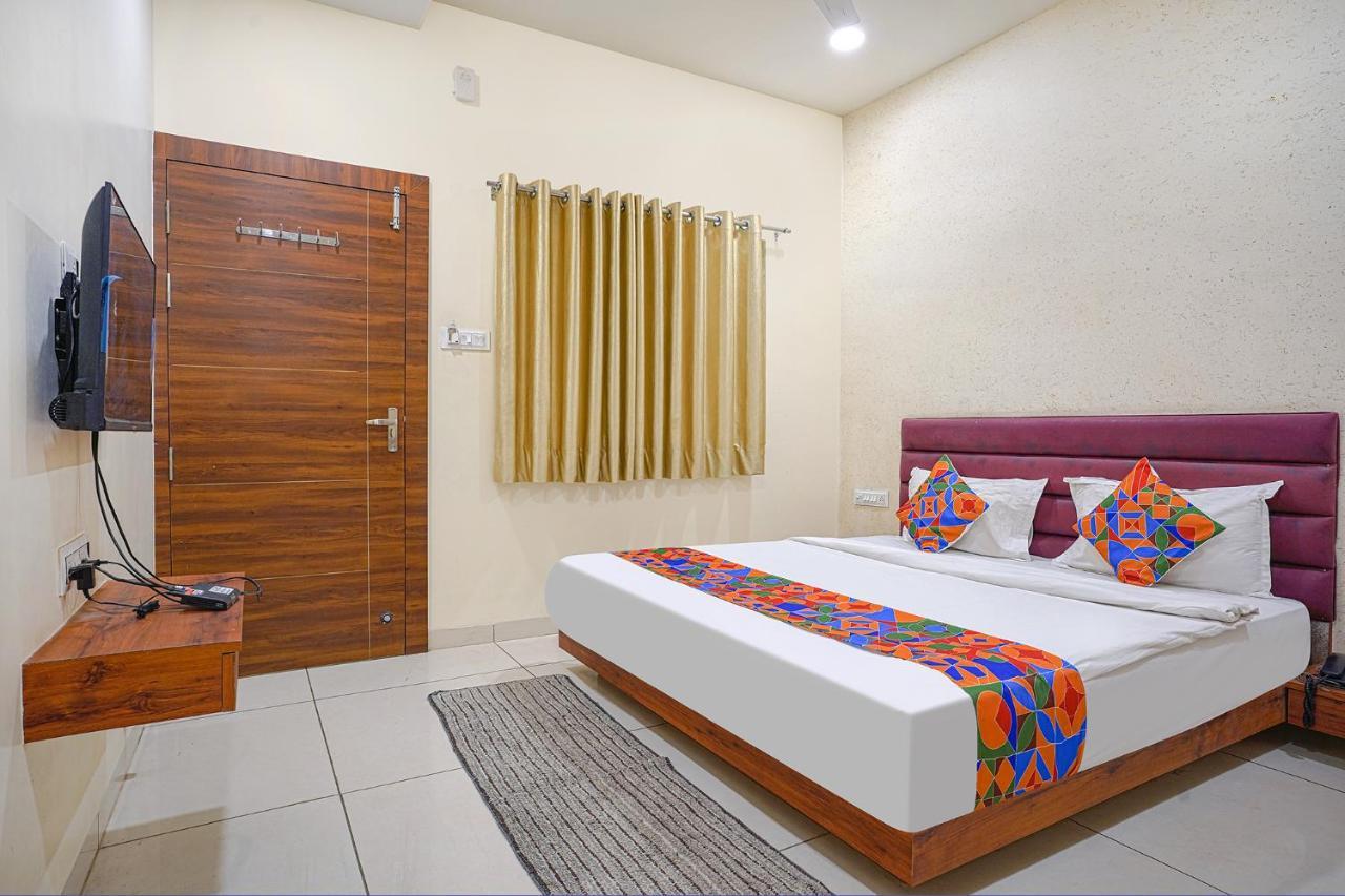 Fabhotel Sukh Vilas Індаур Екстер'єр фото